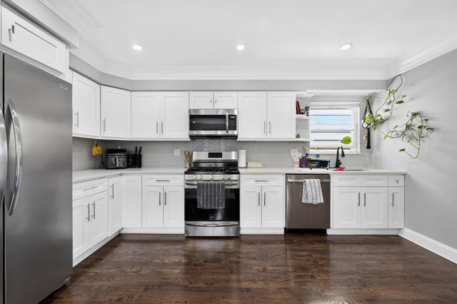 7010 JACKSON ST, West New York, NJ 07093