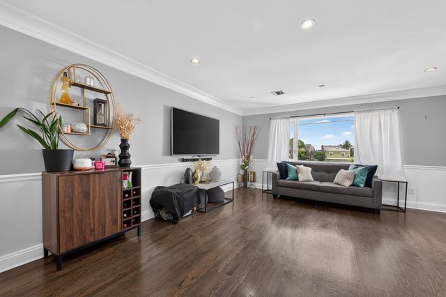 7010 JACKSON ST, West New York, NJ 07093