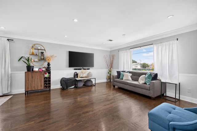 7010 JACKSON ST, West New York, NJ 07093