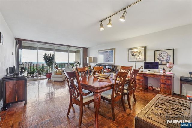 6 Horizon 2106, Fort Lee, NJ 07024