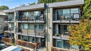 4219 Whitman Avenue N #2, Seattle, WA 98103