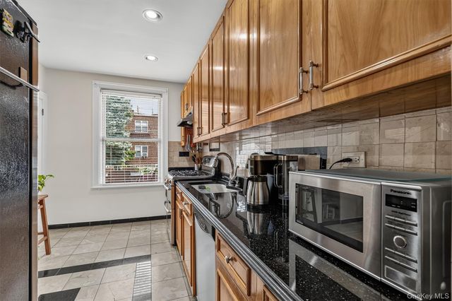 2218 Holland Avenue, Bronx, NY 10467