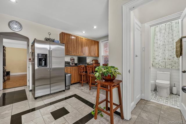 2218 Holland Avenue, Bronx, NY 10467