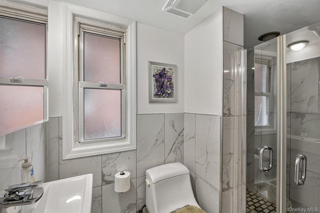 2218 Holland Avenue, Bronx, NY 10467