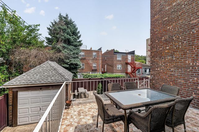 2218 Holland Avenue, Bronx, NY 10467