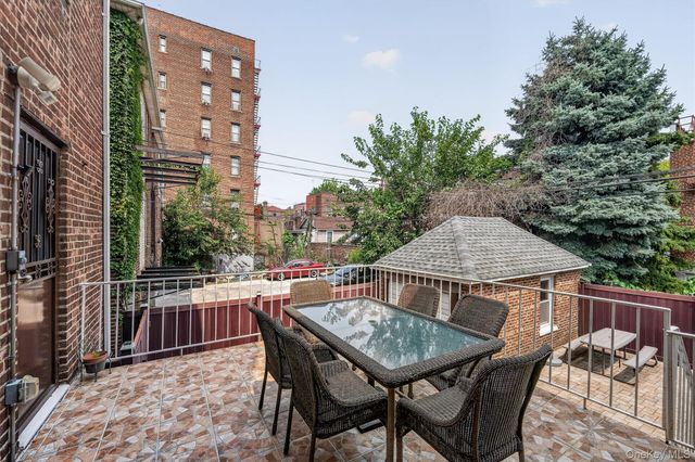 2218 Holland Avenue, Bronx, NY 10467