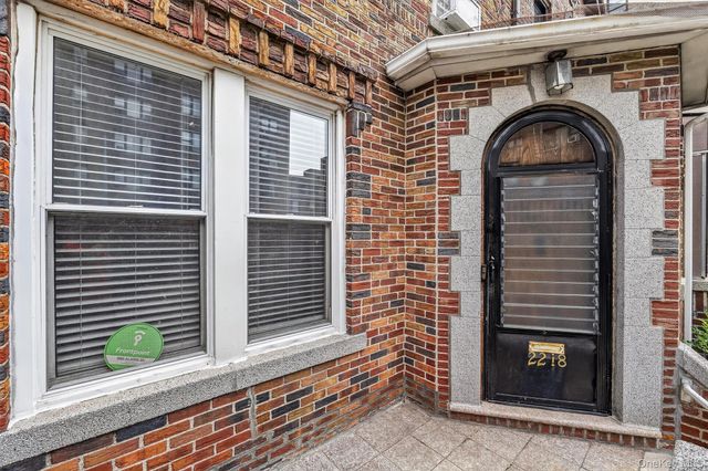 2218 Holland Avenue, Bronx, NY 10467
