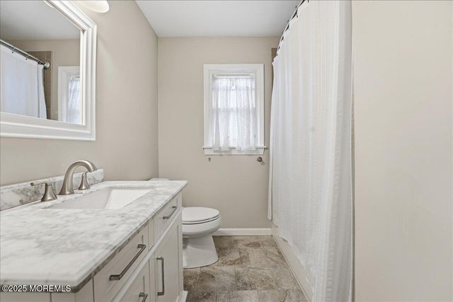 56 Plum Street, Tinton Falls, NJ 07724