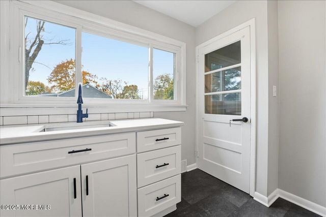 56 Plum Street, Tinton Falls, NJ 07724