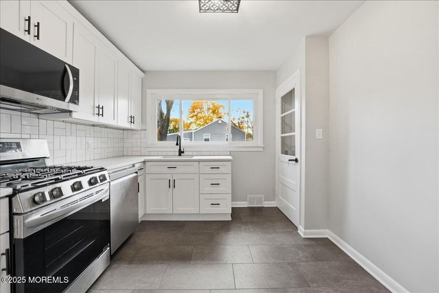 56 Plum Street, Tinton Falls, NJ 07724