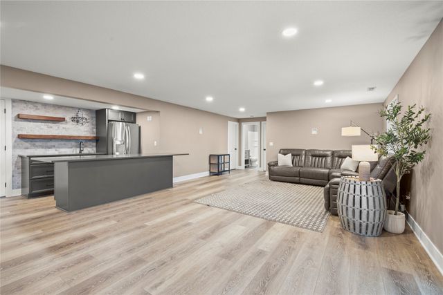 1816 SE Justice Street, Ankeny, IA 50021