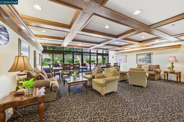 324 Catalpa St 120, San Mateo, CA 94401