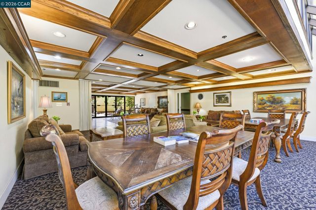 324 Catalpa St 120, San Mateo, CA 94401