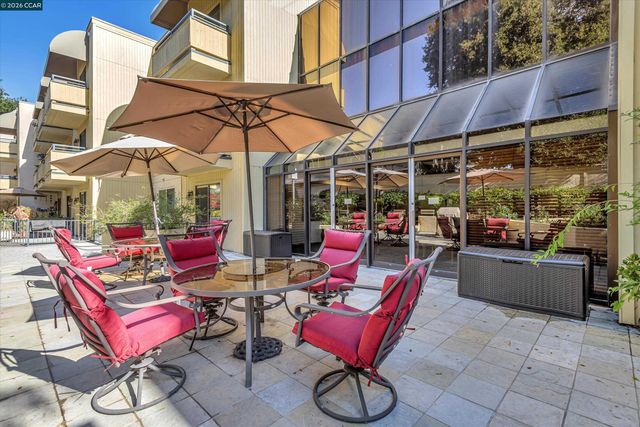 324 Catalpa St 120, San Mateo, CA 94401