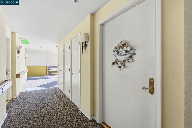 324 Catalpa St 120, San Mateo, CA 94401