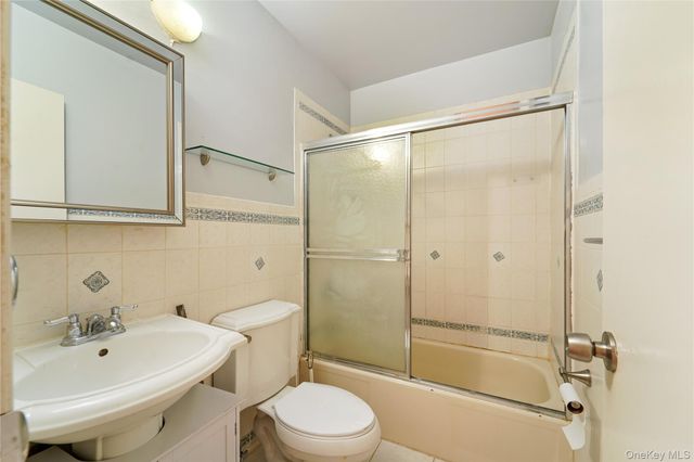 13629 222nd Street, Laurelton, NY 11413