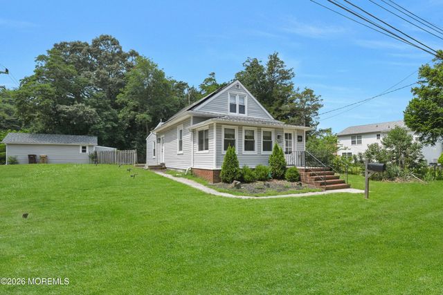 914 Anglesea Avenue, Bayville, NJ 08721