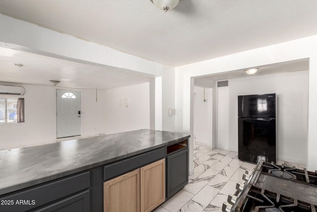 1916 W TONTO Street, Phoenix, AZ 85009