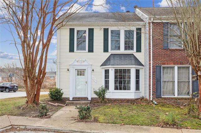 301 Derby RN, Yorktown, VA 23693