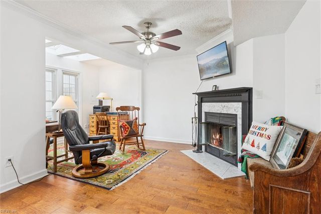 301 Derby RN, Yorktown, VA 23693