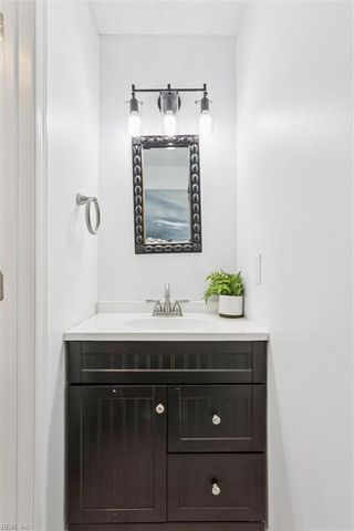 301 Derby RN, Yorktown, VA 23693