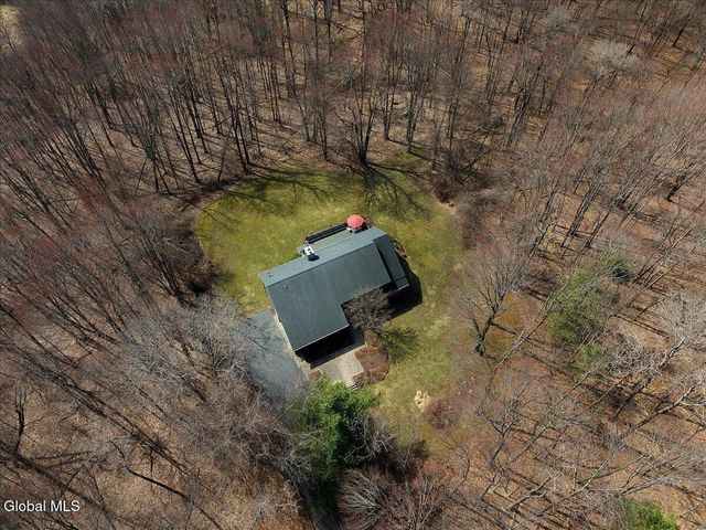 212 Mannix Road, East Greenbush, NY 12061