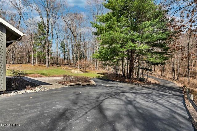 212 Mannix Road, East Greenbush, NY 12061