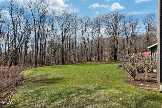 212 Mannix Road, East Greenbush, NY 12061