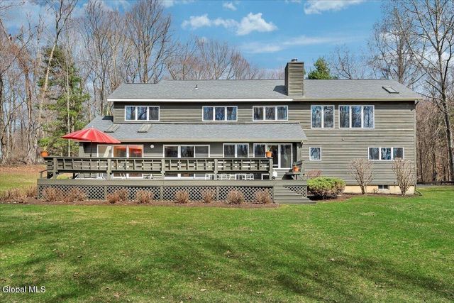 212 Mannix Road, East Greenbush, NY 12061