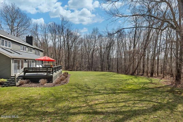 212 Mannix Road, East Greenbush, NY 12061