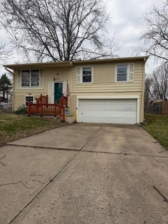 19218 E 6th Street, Independence, MO 64056