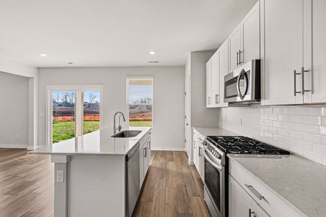 306 Tucker Trice Blvd, Lebanon, TN 37087