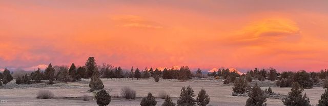 61345 Mountain Breezes Court, Bend, OR 97702