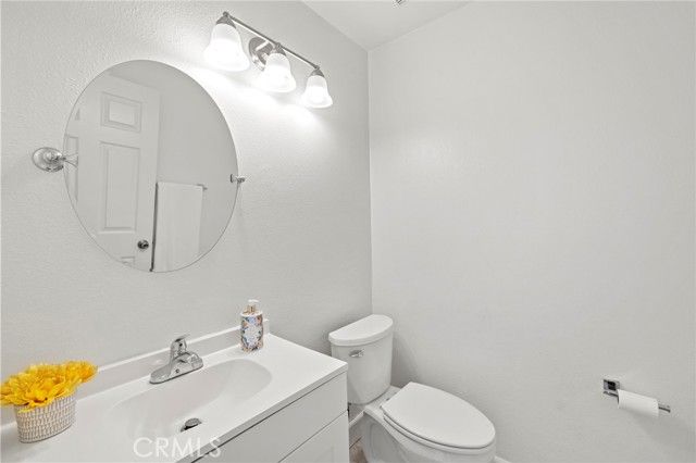 407 San Nicholas Court, Laguna Beach, CA 92651