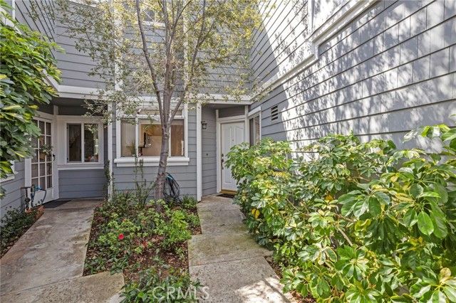 407 San Nicholas Court, Laguna Beach, CA 92651