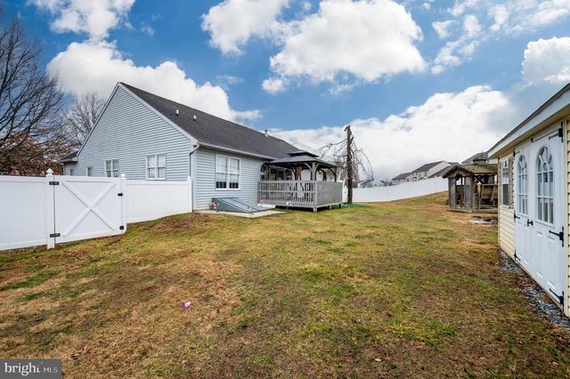 4143 HILL TERRACE DR, Reading, PA 19608