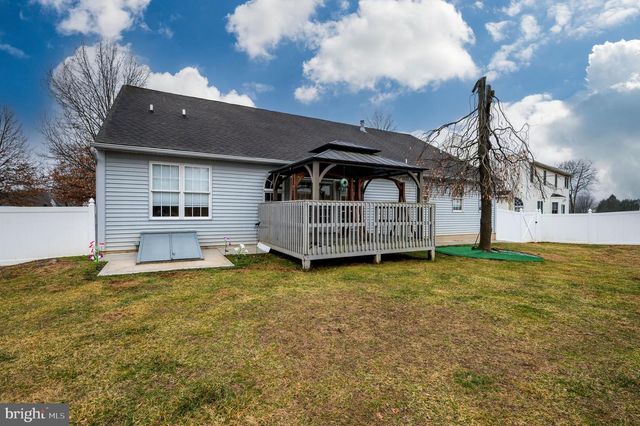 4143 HILL TERRACE DR, Reading, PA 19608