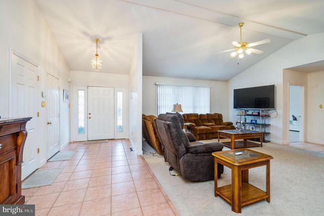 4143 HILL TERRACE DR, Reading, PA 19608