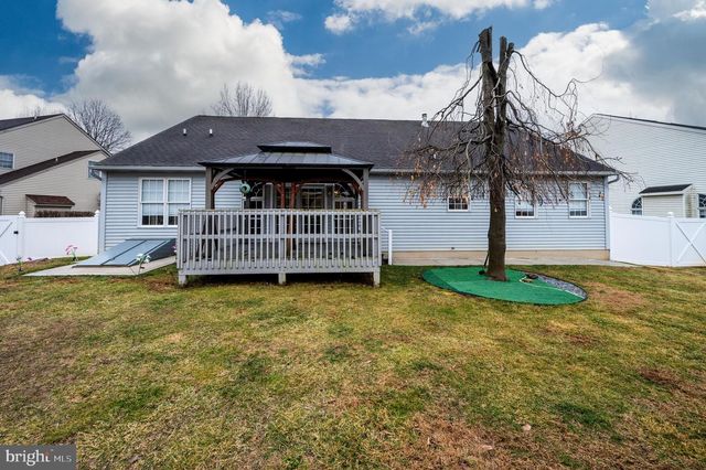 4143 HILL TERRACE DR, Reading, PA 19608