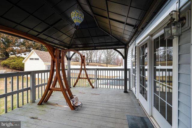 4143 HILL TERRACE DR, Reading, PA 19608