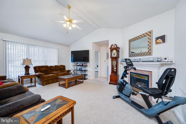 4143 HILL TERRACE DR, Reading, PA 19608