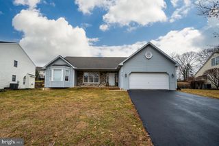4143 HILL TERRACE DR, Reading, PA 19608