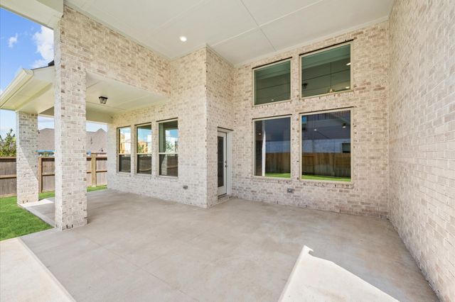 5702 Diamond Dust Dr, Richmond, TX 77469