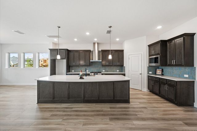 5702 Diamond Dust Dr, Richmond, TX 77469