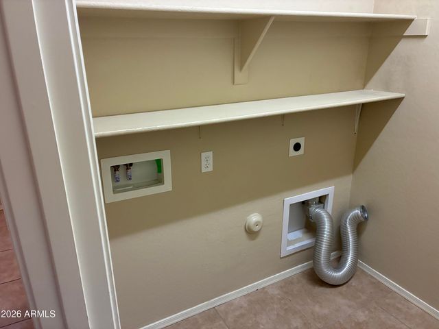 8011 S 70TH Drive, Laveen, AZ 85339