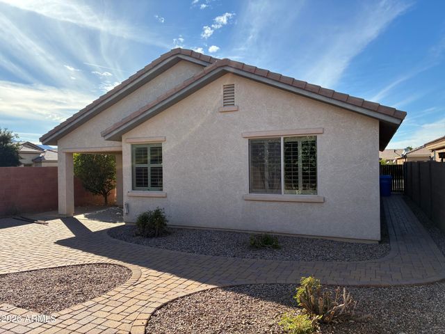 8011 S 70TH Drive, Laveen, AZ 85339