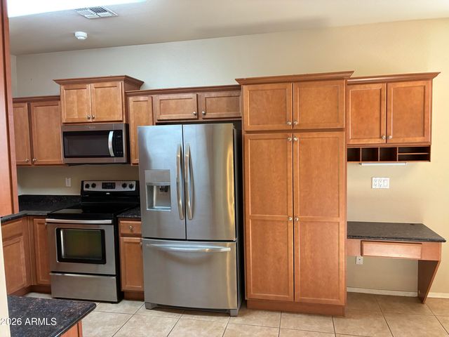 8011 S 70TH Drive, Laveen, AZ 85339