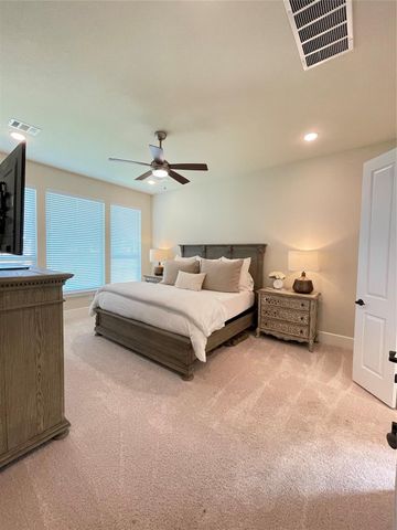 22 Clearview Terrace Place, Tomball, TX 77375