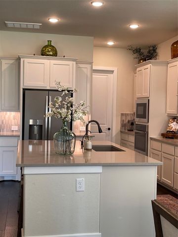 22 Clearview Terrace Place, Tomball, TX 77375