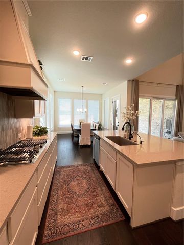 22 Clearview Terrace Place, Tomball, TX 77375